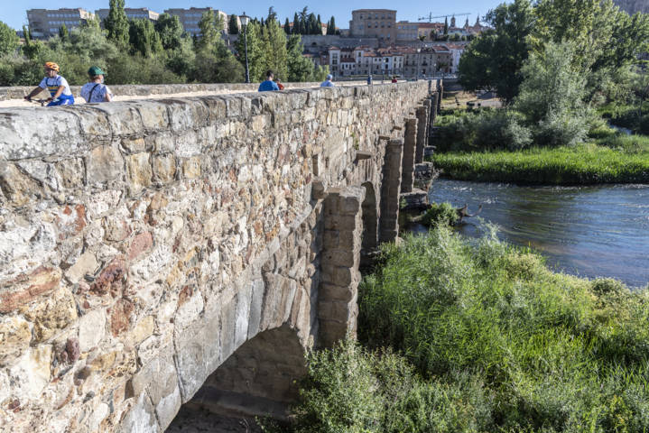 Salamanca 109 - Puente Romano.jpg